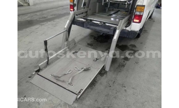 Imported Nissan Caravan White Makiinaa iti Import - Dubai keessatti Central Kenya keessatti Imported Nissan Caravan White Makiinaa iti Import - Dubai keessatti Central Kenya keessatti