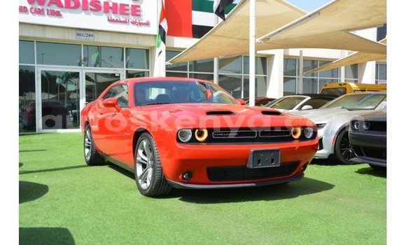 Imported Dodge Challenger Red Makiinaa iti Import - Dubai keessatti Central Kenya keessatti