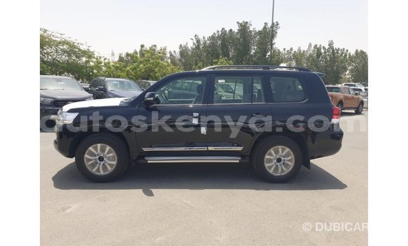 Nunua Imported Toyota Land Cruiser Nyeusi Gari ndani ya Import - Dubai nchini Kati Kenya Nunua Imported Toyota Land Cruiser Nyeusi Gari ndani ya Import - Dubai nchini Kati Kenya