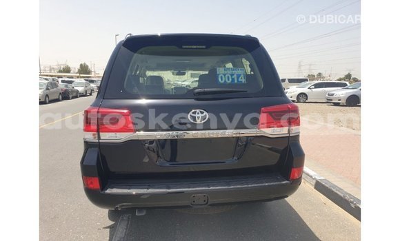 Nunua Imported Toyota Land Cruiser Nyeusi Gari ndani ya Import - Dubai nchini Kati Kenya Nunua Imported Toyota Land Cruiser Nyeusi Gari ndani ya Import - Dubai nchini Kati Kenya