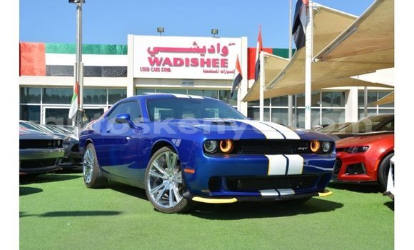 Imported Dodge Challenger Blue Makiinaa iti Import - Dubai keessatti Central Kenya keessatti