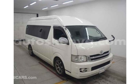 Nunua Imported Toyota Hiace Nyeupe Gari ndani ya Import - Dubai nchini Kati Kenya Nunua Imported Toyota Hiace Nyeupe Gari ndani ya Import - Dubai nchini Kati Kenya