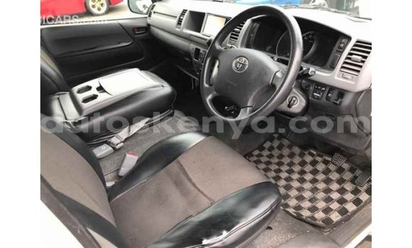 Nunua Imported Toyota Hiace Nyeupe Gari ndani ya Import - Dubai nchini Kati Kenya Nunua Imported Toyota Hiace Nyeupe Gari ndani ya Import - Dubai nchini Kati Kenya