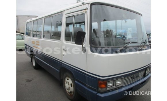 Nunua Imported Toyota Coaster Nyeupe Gari ndani ya Import - Dubai nchini Kati Kenya Nunua Imported Toyota Coaster Nyeupe Gari ndani ya Import - Dubai nchini Kati Kenya
