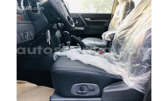 Buy Import Mitsubishi Pajero Black Car in Import - Dubai in Central Kenya Buy Import Mitsubishi Pajero Black Car in Import - Dubai in Central Kenya