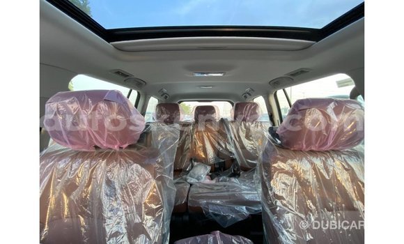 Nunua Imported Toyota DA Nyeupe Lori ndani ya Import - Dubai nchini Kati Kenya Nunua Imported Toyota DA Nyeupe Lori ndani ya Import - Dubai nchini Kati Kenya