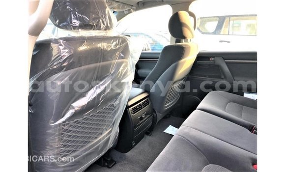 Imported Toyota Land Cruiser Other Makiinaa iti Import - Dubai keessatti Central Kenya keessatti Imported Toyota Land Cruiser Other Makiinaa iti Import - Dubai keessatti Central Kenya keessatti