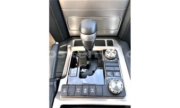 Imported Toyota Land Cruiser Other Makiinaa iti Import - Dubai keessatti Central Kenya keessatti Imported Toyota Land Cruiser Other Makiinaa iti Import - Dubai keessatti Central Kenya keessatti