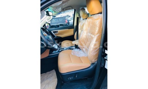 Buy Import Toyota Fortuner Black Car in Import - Dubai in Central Kenya Buy Import Toyota Fortuner Black Car in Import - Dubai in Central Kenya
