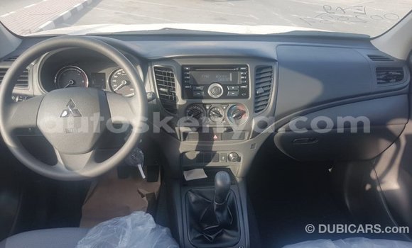 Nunua Imported Mitsubishi L200 Nyeupe Gari ndani ya Import - Dubai nchini Kati Kenya Nunua Imported Mitsubishi L200 Nyeupe Gari ndani ya Import - Dubai nchini Kati Kenya