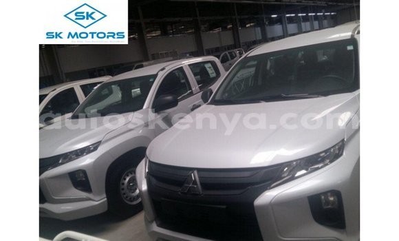 Buy Import Mitsubishi L200 White Car in Import - Dubai in Central Kenya Buy Import Mitsubishi L200 White Car in Import - Dubai in Central Kenya