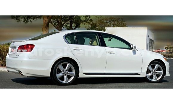 Nunua Imported Lexus GS Nyeupe Gari ndani ya Import - Dubai nchini Kati Kenya Nunua Imported Lexus GS Nyeupe Gari ndani ya Import - Dubai nchini Kati Kenya