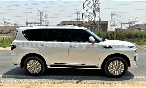 Nunua Imported Nissan Patrol Nyeupe Gari ndani ya Import - Dubai nchini Kati Kenya Nunua Imported Nissan Patrol Nyeupe Gari ndani ya Import - Dubai nchini Kati Kenya