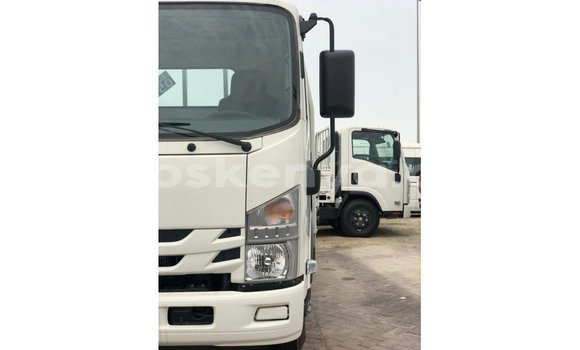 Imported Isuzu Bighorn White Netiree iti Import - Dubai keessatti Central Kenya keessatti Imported Isuzu Bighorn White Netiree iti Import - Dubai keessatti Central Kenya keessatti