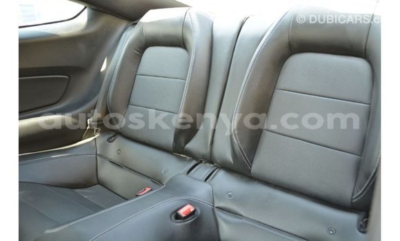 Imported Ford Mustang Blue Makiinaa iti Import - Dubai keessatti Central Kenya keessatti Imported Ford Mustang Blue Makiinaa iti Import - Dubai keessatti Central Kenya keessatti