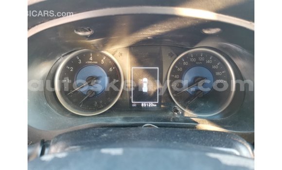 Imported Toyota Hilux White Makiinaa iti Import - Dubai keessatti Central Kenya keessatti Imported Toyota Hilux White Makiinaa iti Import - Dubai keessatti Central Kenya keessatti