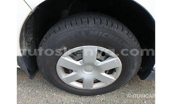 Buy Import Toyota Hiace White Car in Import - Dubai in Central Kenya Buy Import Toyota Hiace White Car in Import - Dubai in Central Kenya