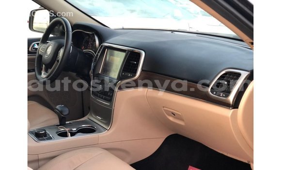 Imported Jeep Grand Cherokee Black Makiinaa iti Import - Dubai keessatti Central Kenya keessatti Imported Jeep Grand Cherokee Black Makiinaa iti Import - Dubai keessatti Central Kenya keessatti