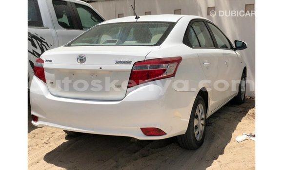 Nunua Imported Toyota Yaris Nyeupe Gari ndani ya Import - Dubai nchini Kati Kenya Nunua Imported Toyota Yaris Nyeupe Gari ndani ya Import - Dubai nchini Kati Kenya