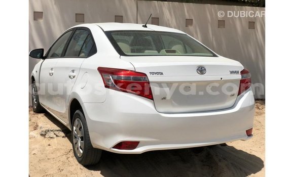 Nunua Imported Toyota Yaris Nyeupe Gari ndani ya Import - Dubai nchini Kati Kenya Nunua Imported Toyota Yaris Nyeupe Gari ndani ya Import - Dubai nchini Kati Kenya