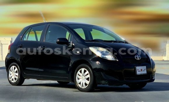 Imported Toyota Yaris Black Makiinaa iti Import - Dubai keessatti Central Kenya keessatti