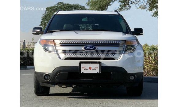 Nunua Imported Ford Explorer Nyeupe Gari ndani ya Import - Dubai nchini Kati Kenya Nunua Imported Ford Explorer Nyeupe Gari ndani ya Import - Dubai nchini Kati Kenya