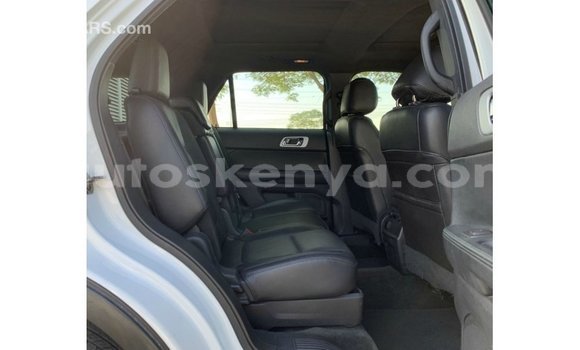 Nunua Imported Ford Explorer Nyeupe Gari ndani ya Import - Dubai nchini Kati Kenya Nunua Imported Ford Explorer Nyeupe Gari ndani ya Import - Dubai nchini Kati Kenya