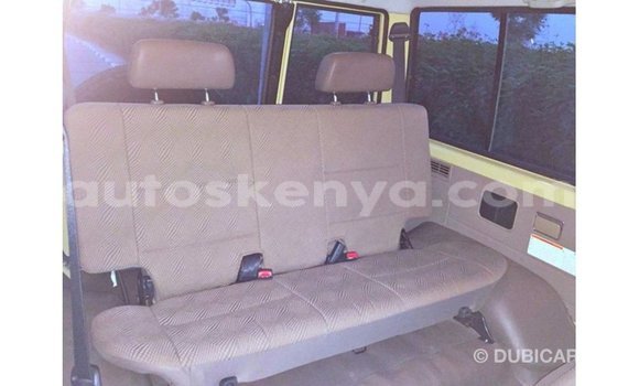 Nunua Imported Toyota Land Cruiser Beige Gari ndani ya Import - Dubai nchini Kati Kenya Nunua Imported Toyota Land Cruiser Beige Gari ndani ya Import - Dubai nchini Kati Kenya