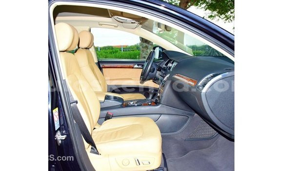 Buy Import Audi Q7 Black Car in Import - Dubai in Central Kenya Buy Import Audi Q7 Black Car in Import - Dubai in Central Kenya