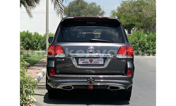 Nunua Imported Toyota Land Cruiser Nyingine Gari ndani ya Import - Dubai nchini Kati Kenya Nunua Imported Toyota Land Cruiser Nyingine Gari ndani ya Import - Dubai nchini Kati Kenya