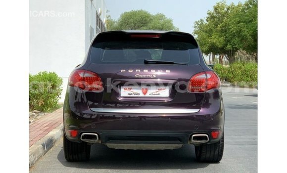 Nunua Imported Porsche Cayenne Nyingine Gari ndani ya Import - Dubai nchini Kati Kenya Nunua Imported Porsche Cayenne Nyingine Gari ndani ya Import - Dubai nchini Kati Kenya