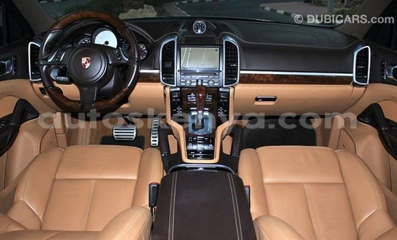 Nunua Imported Porsche Cayenne Nyingine Gari ndani ya Import - Dubai nchini Kati Kenya Nunua Imported Porsche Cayenne Nyingine Gari ndani ya Import - Dubai nchini Kati Kenya