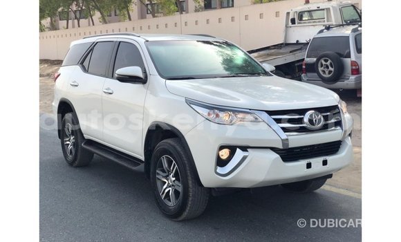Buy Import Toyota Fortuner White Car in Import - Dubai in Central Kenya Buy Import Toyota Fortuner White Car in Import - Dubai in Central Kenya