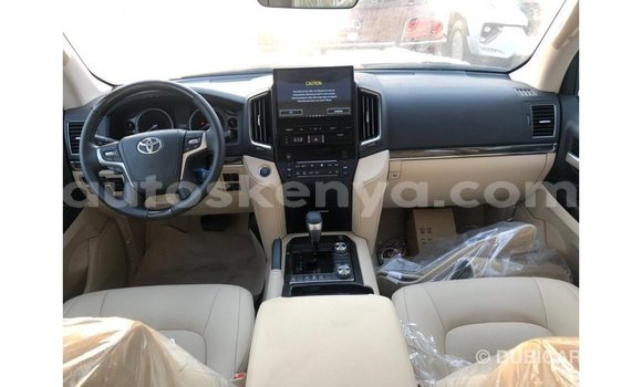 Nunua Imported Toyota Land Cruiser Nyeusi Gari ndani ya Import - Dubai nchini Kati Kenya Nunua Imported Toyota Land Cruiser Nyeusi Gari ndani ya Import - Dubai nchini Kati Kenya
