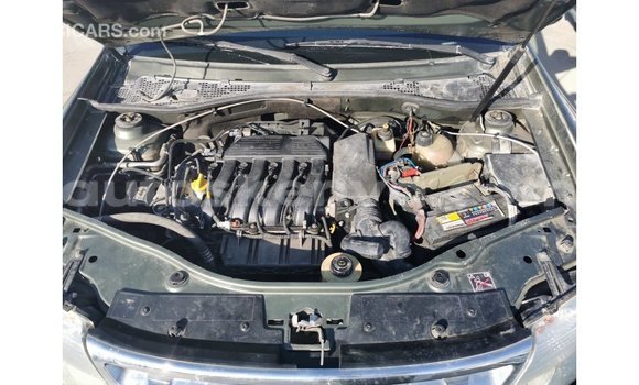 Nunua Imported Renault Duster Kijani Gari ndani ya Import - Dubai nchini Kati Kenya Nunua Imported Renault Duster Kijani Gari ndani ya Import - Dubai nchini Kati Kenya