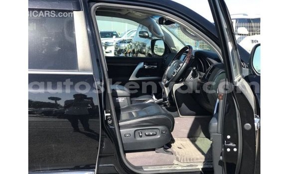 Buy Import Toyota Land Cruiser Black Car in Import - Dubai in Central Kenya Buy Import Toyota Land Cruiser Black Car in Import - Dubai in Central Kenya