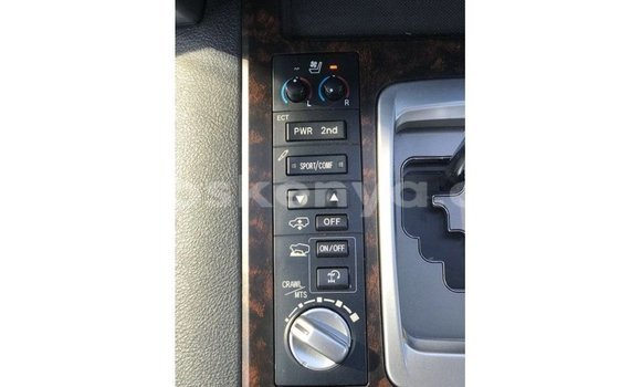 Buy Import Toyota Land Cruiser Black Car in Import - Dubai in Central Kenya Buy Import Toyota Land Cruiser Black Car in Import - Dubai in Central Kenya