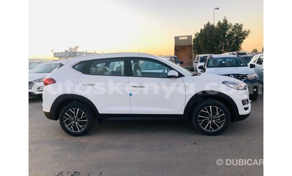 Buy Import Hyundai Tucson White Car in Import - Dubai in Central Kenya Buy Import Hyundai Tucson White Car in Import - Dubai in Central Kenya