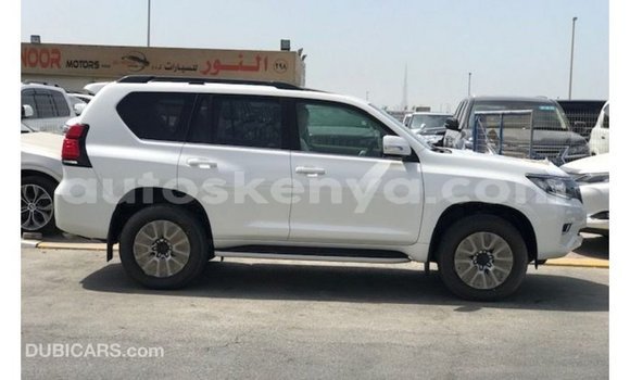 Nunua Imported Toyota Prado Nyeupe Gari ndani ya Import - Dubai nchini Kati Kenya Nunua Imported Toyota Prado Nyeupe Gari ndani ya Import - Dubai nchini Kati Kenya
