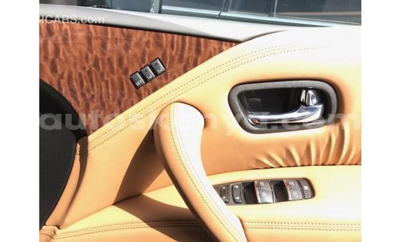 Imported Nissan Patrol White Makiinaa iti Import - Dubai keessatti Central Kenya keessatti Imported Nissan Patrol White Makiinaa iti Import - Dubai keessatti Central Kenya keessatti