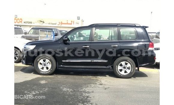 Nunua Imported Toyota Land Cruiser Nyeusi Gari ndani ya Import - Dubai nchini Kati Kenya Nunua Imported Toyota Land Cruiser Nyeusi Gari ndani ya Import - Dubai nchini Kati Kenya