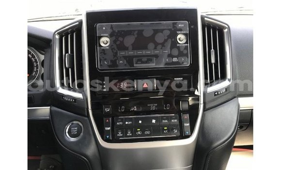 Nunua Imported Toyota Land Cruiser Nyeusi Gari ndani ya Import - Dubai nchini Kati Kenya Nunua Imported Toyota Land Cruiser Nyeusi Gari ndani ya Import - Dubai nchini Kati Kenya