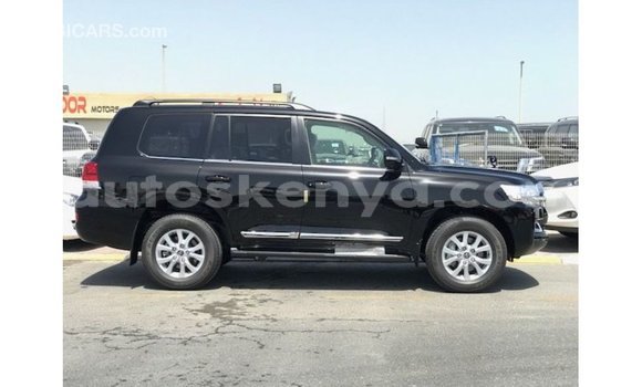 Nunua Imported Toyota Land Cruiser Nyeusi Gari ndani ya Import - Dubai nchini Kati Kenya Nunua Imported Toyota Land Cruiser Nyeusi Gari ndani ya Import - Dubai nchini Kati Kenya