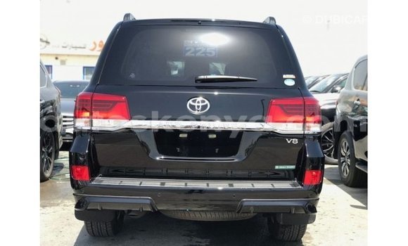 Nunua Imported Toyota Land Cruiser Nyeusi Gari ndani ya Import - Dubai nchini Kati Kenya Nunua Imported Toyota Land Cruiser Nyeusi Gari ndani ya Import - Dubai nchini Kati Kenya