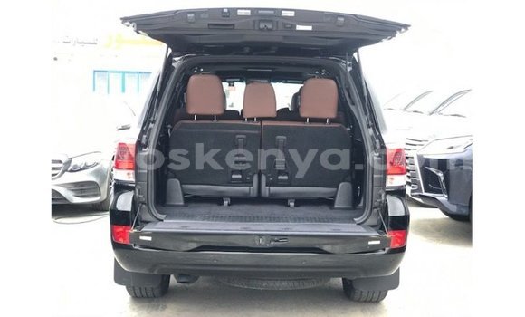 Nunua Imported Toyota Land Cruiser Nyeusi Gari ndani ya Import - Dubai nchini Kati Kenya Nunua Imported Toyota Land Cruiser Nyeusi Gari ndani ya Import - Dubai nchini Kati Kenya