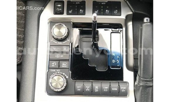 Nunua Imported Toyota Land Cruiser Nyeusi Gari ndani ya Import - Dubai nchini Kati Kenya Nunua Imported Toyota Land Cruiser Nyeusi Gari ndani ya Import - Dubai nchini Kati Kenya