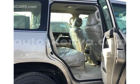 Imported Toyota Land Cruiser Other Makiinaa iti Import - Dubai keessatti Central Kenya keessatti Imported Toyota Land Cruiser Other Makiinaa iti Import - Dubai keessatti Central Kenya keessatti