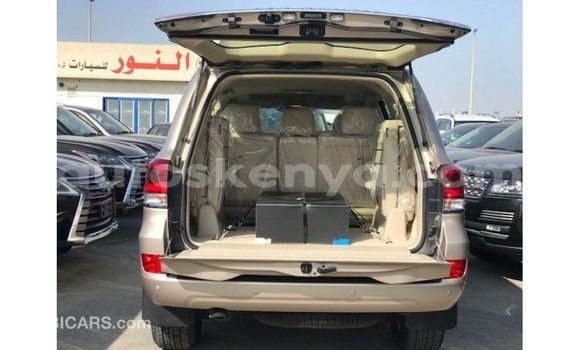 Imported Toyota Land Cruiser Other Makiinaa iti Import - Dubai keessatti Central Kenya keessatti Imported Toyota Land Cruiser Other Makiinaa iti Import - Dubai keessatti Central Kenya keessatti