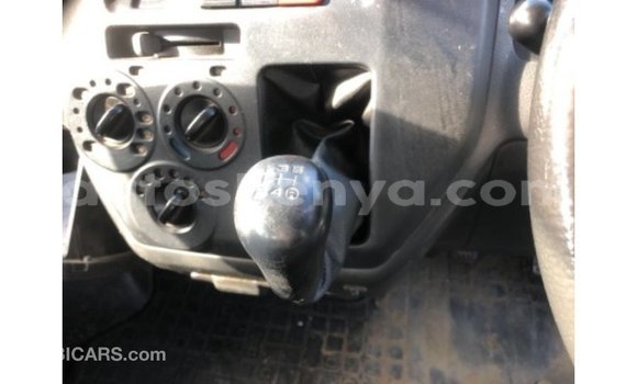 Nunua Imported Toyota Ade Nyeupe Lori ndani ya Import - Dubai nchini Kati Kenya Nunua Imported Toyota Ade Nyeupe Lori ndani ya Import - Dubai nchini Kati Kenya