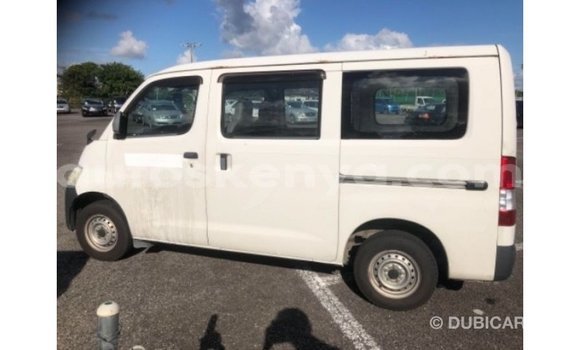 Nunua Imported Toyota Ade Nyeupe Lori ndani ya Import - Dubai nchini Kati Kenya Nunua Imported Toyota Ade Nyeupe Lori ndani ya Import - Dubai nchini Kati Kenya